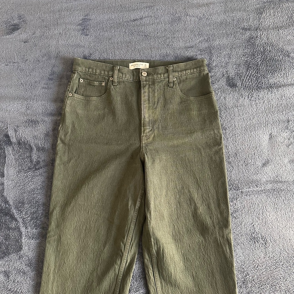 Abercrombie & Fitch Green Straight Jeans Earthy Style